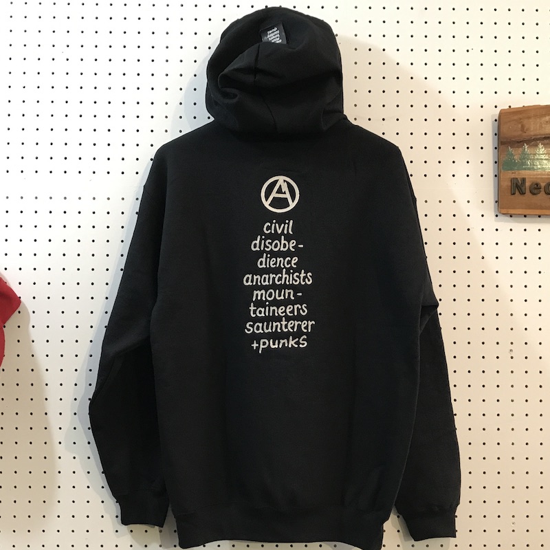 Mountain Research Protester JKT ブラック
